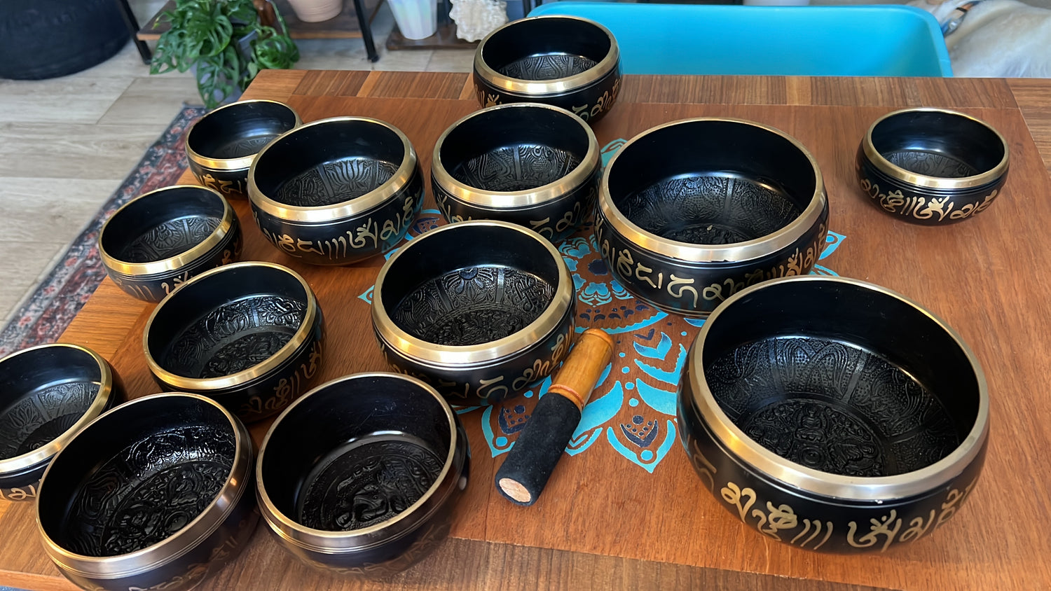 Brass Statues & singing bowls