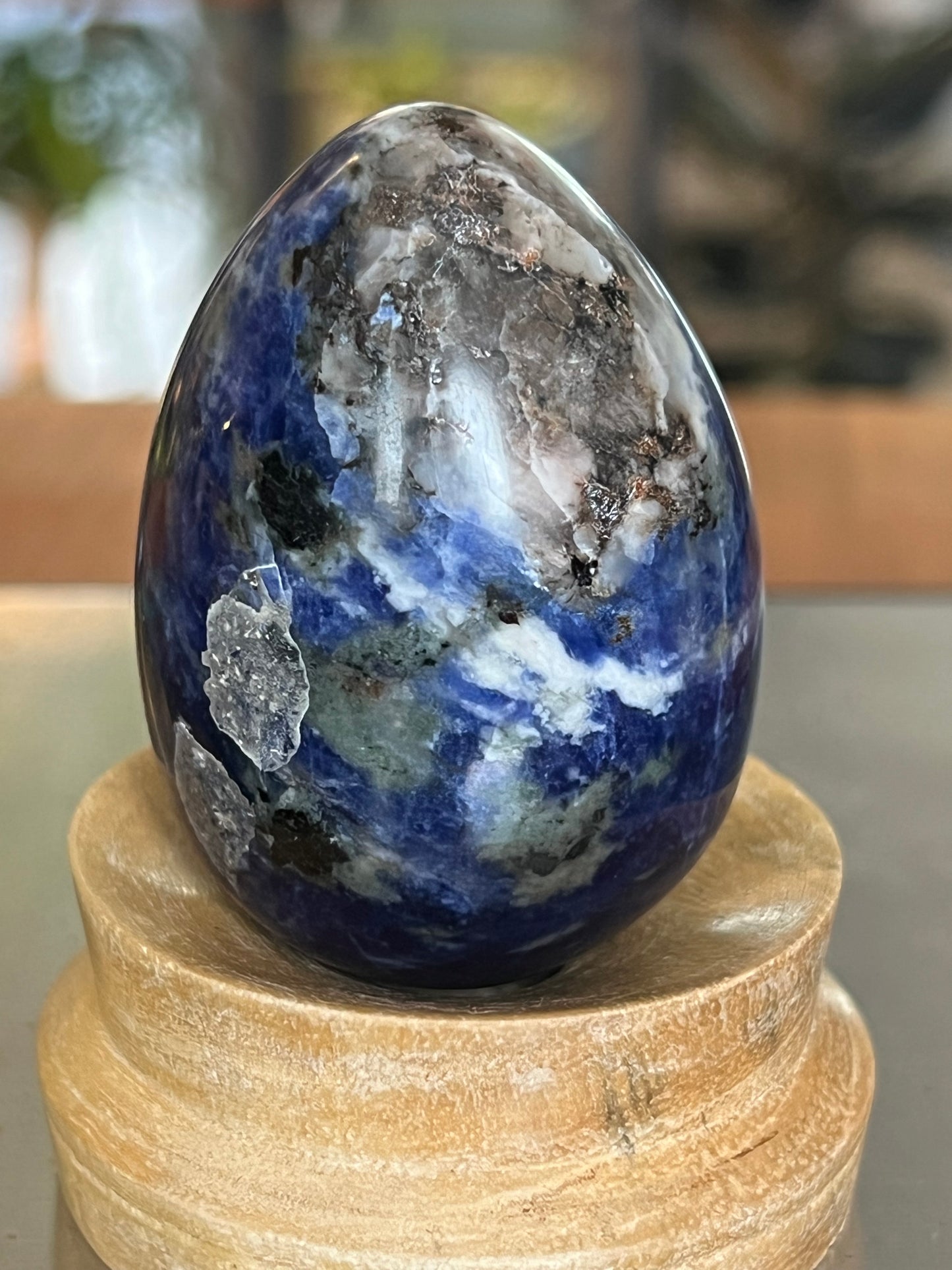 Sodalite egg