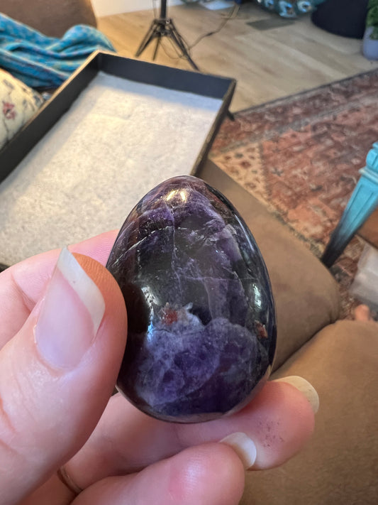 Amethyst egg