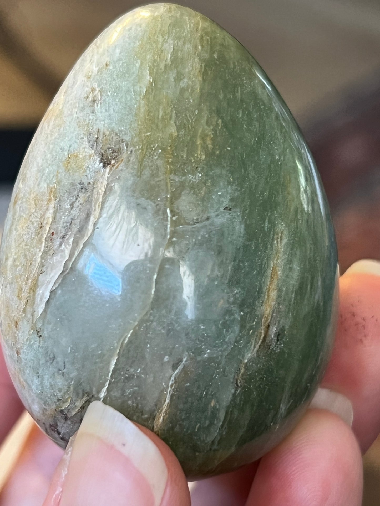 Green aventurine egg