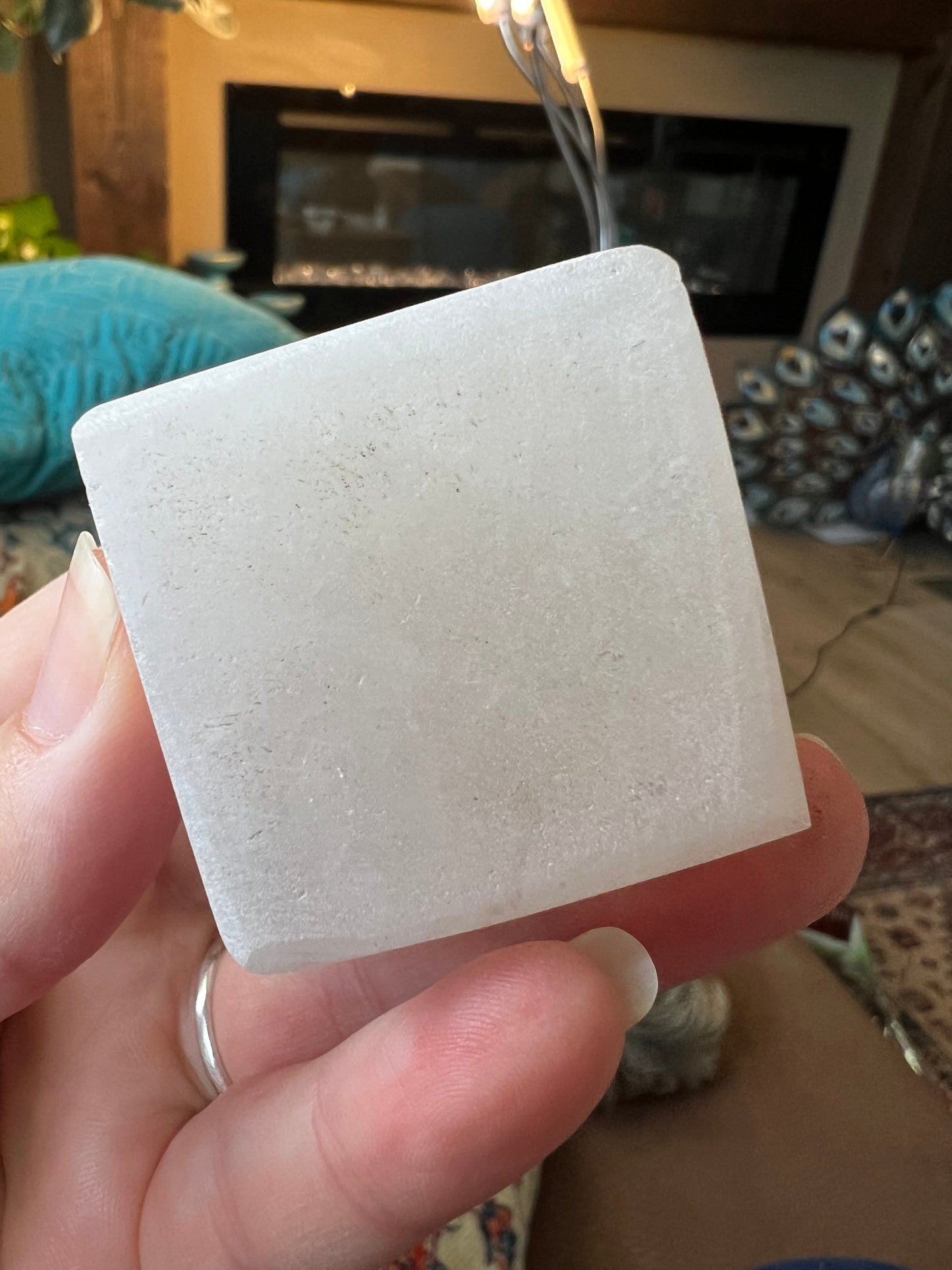 Quartz cubes unpolished