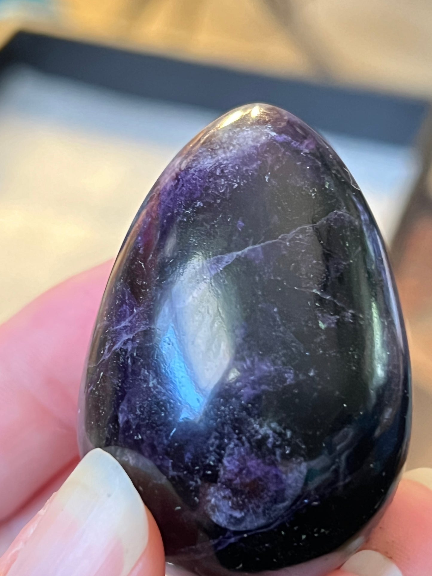 Amethyst egg