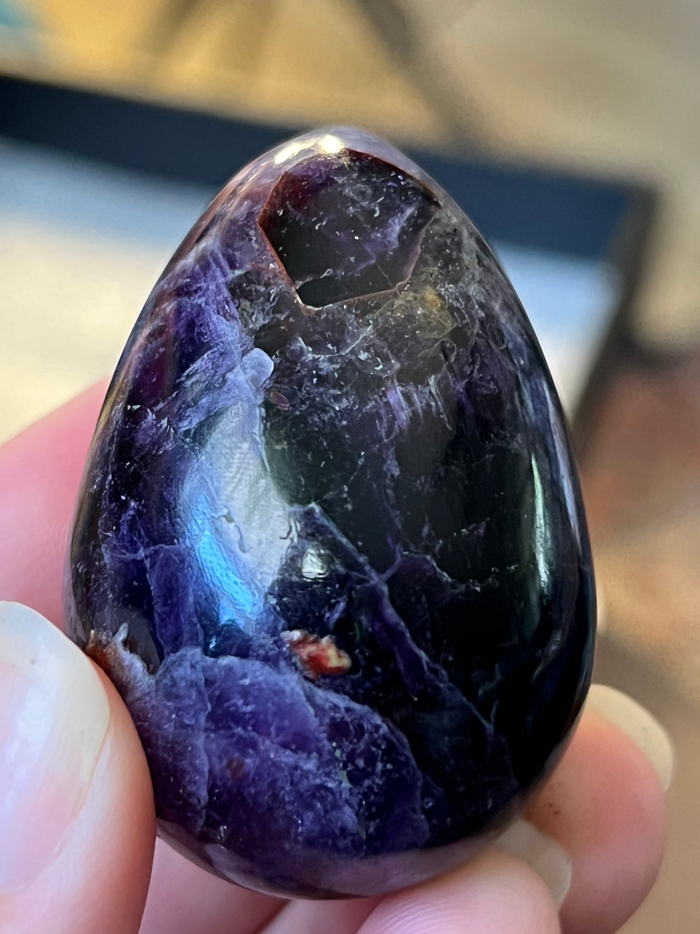 Amethyst egg