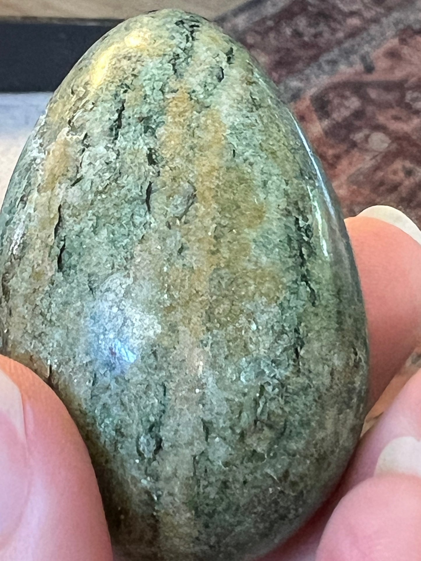 Fuchsite egg